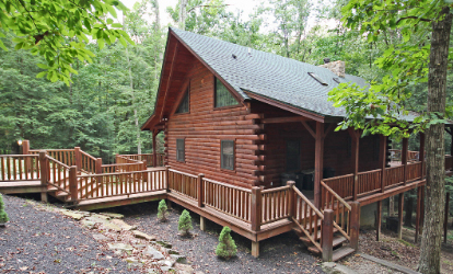 Double Pine Lodge - Woodland Ridge Cabins & Lodges - Hocking Hills, Ohio